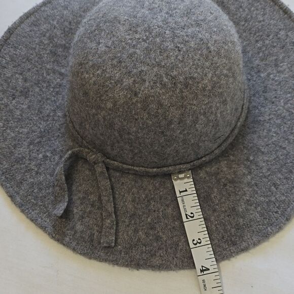 Something special women\'s wool hat main image 6